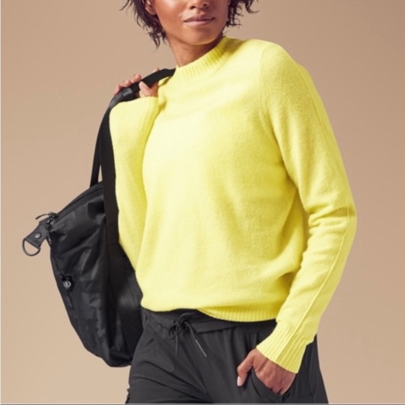Athleta Sweaters - Athleta merino wool blend lime mock neck sweater